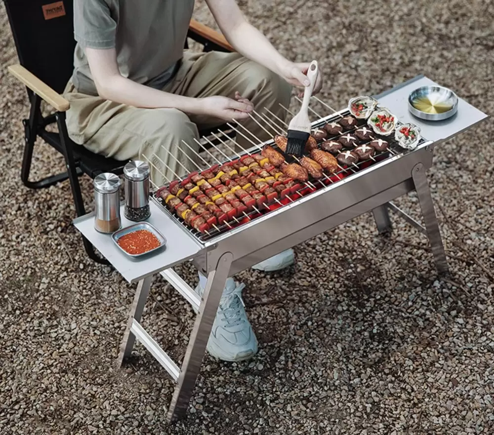 Minimalist katlanır kömürlü barbekü sobası