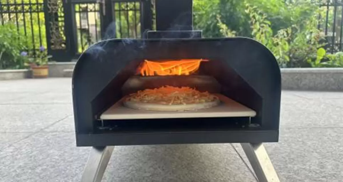 Backyard Fire & Feast (Kaliforniya'nın lüks avlu yaşam tarzı markası)